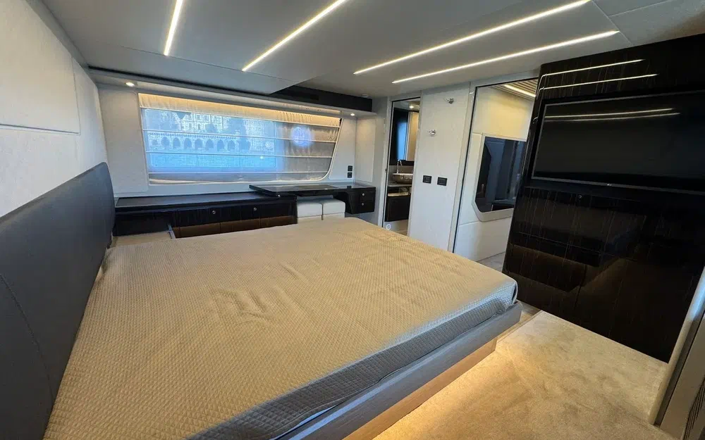 slider 12 Absolute 62 Fly