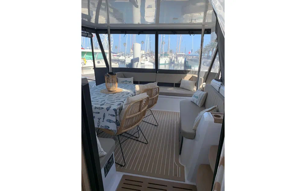 slider 11 Aventura Yacht Aventura 37