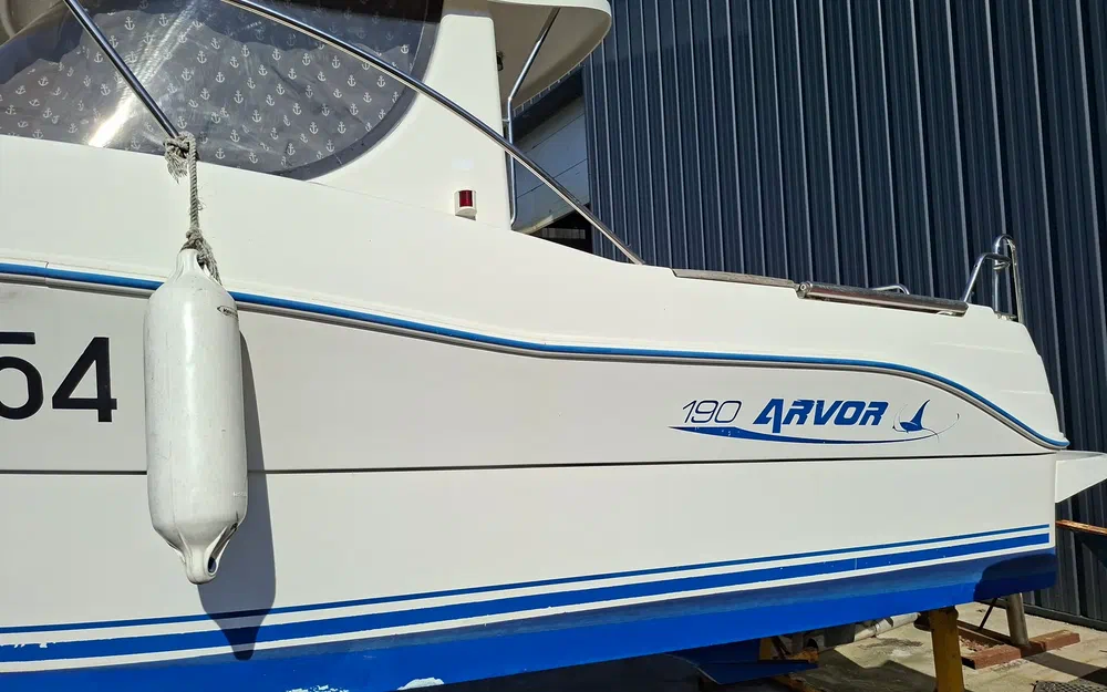 slider 1 Balt Arvor 190