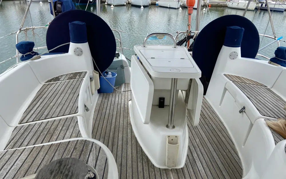 slider 21 Jeanneau Sun Odyssey 42 DS