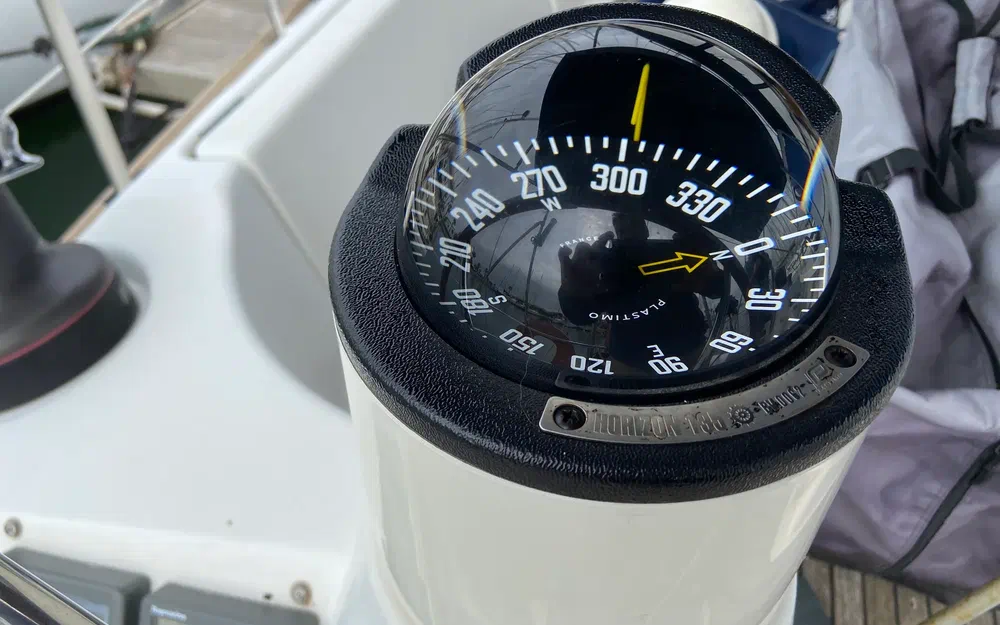 slider 23 Jeanneau Sun Odyssey 42 DS