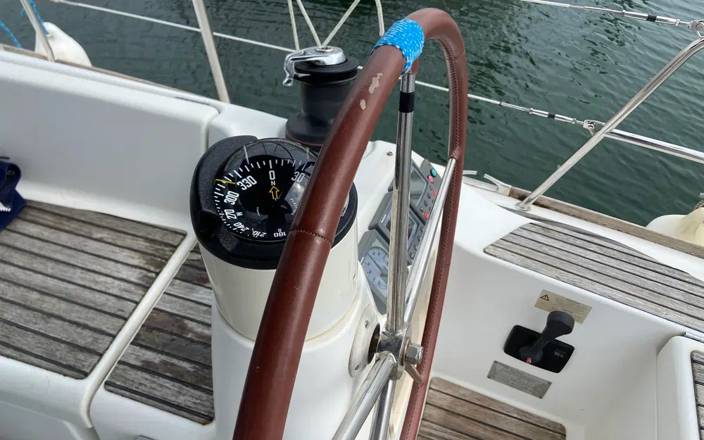 slider 25 Jeanneau Sun Odyssey 42 DS