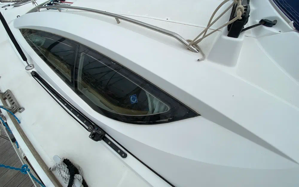 slider 30 Jeanneau Sun Odyssey 42 DS