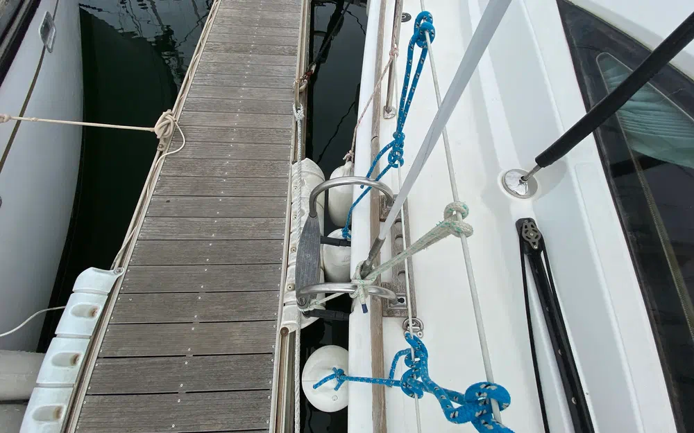 slider 31 Jeanneau Sun Odyssey 42 DS