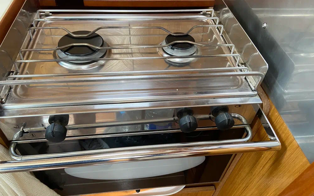 slider 7 Jeanneau Sun Odyssey 42 DS