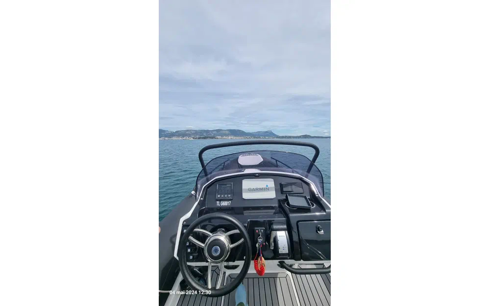 slider 1 Grand G580 GOLDEN LINE