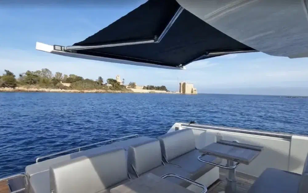 slider 7 Fjord 42 Open