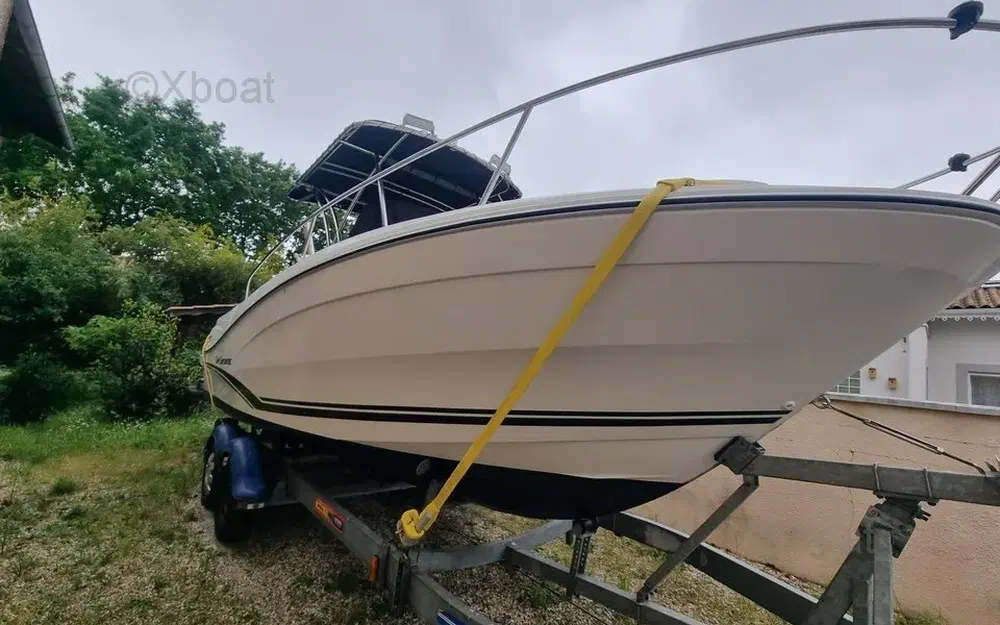 slider 6 Jeanneau Cap Camarat 7.5 CC