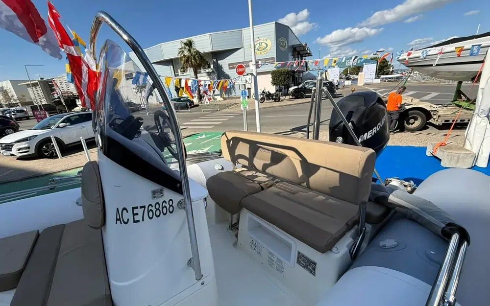 slider 9 Zodiac Medline 550