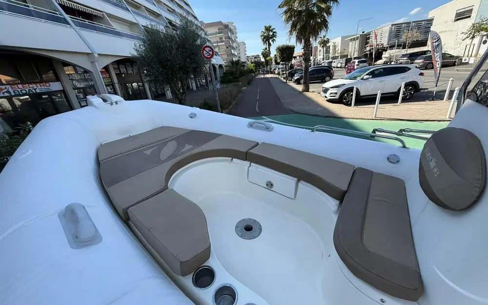 slider 8 Zodiac Medline 550