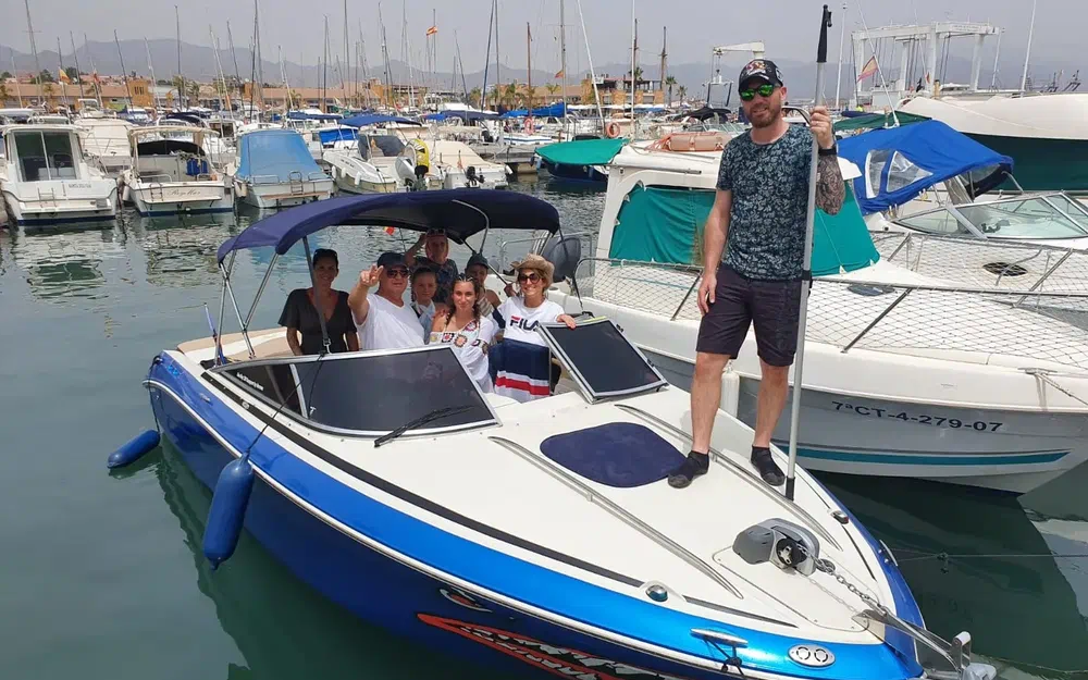 slider 1 Sea Ray 220