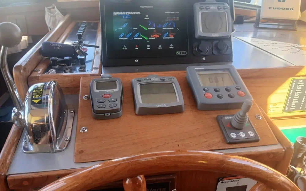 slider 9 Siltala Yachts Nauticat 38 Ketch