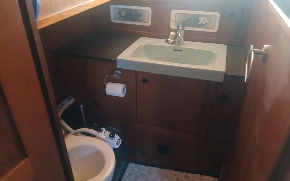 slider 16 Siltala Yachts Nauticat 38 Ketch