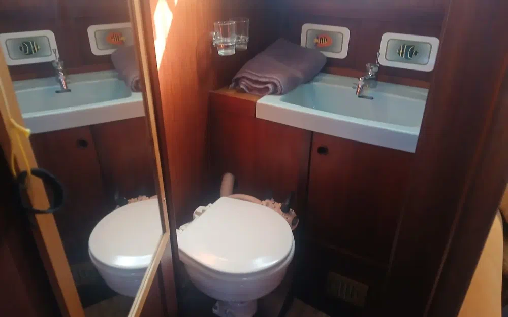 slider 17 Siltala Yachts Nauticat 38 Ketch