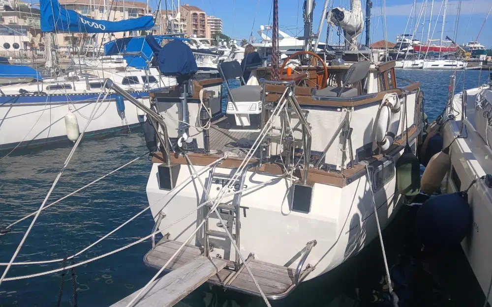 slider 2 Siltala Yachts Nauticat 38 Ketch