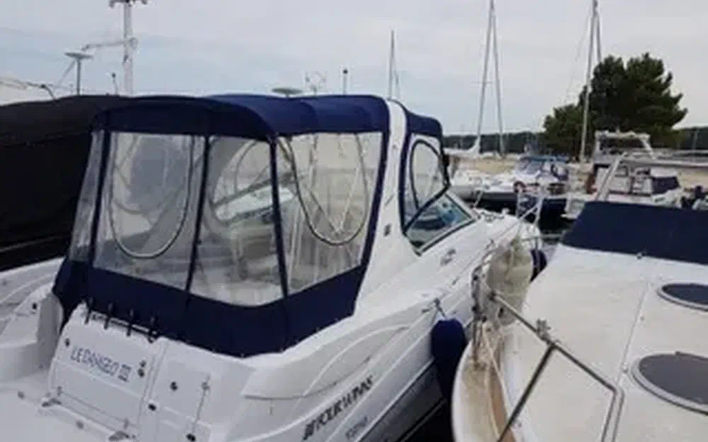 slider 11 Four Winns Vista 318