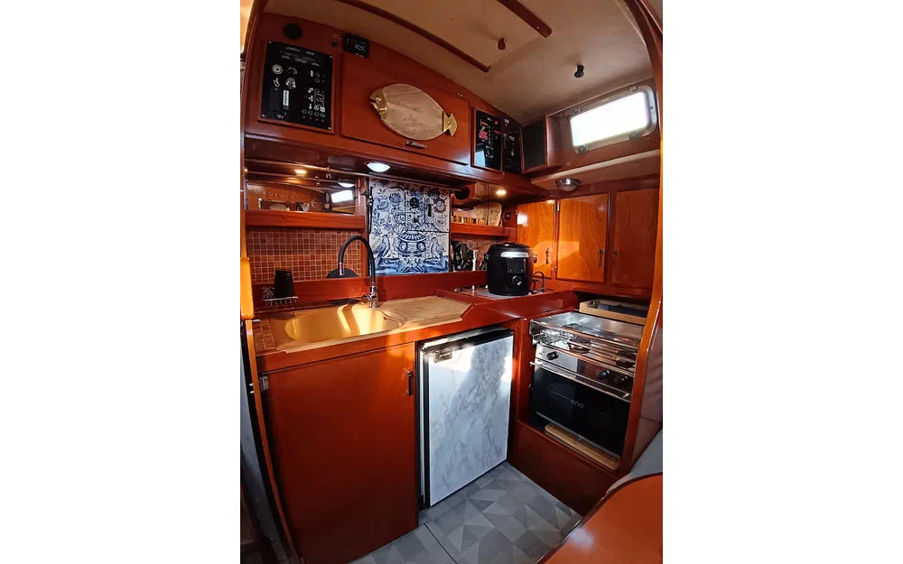 slider 11 Amel Santorin