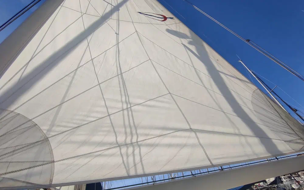 slider 19 Amel Santorin