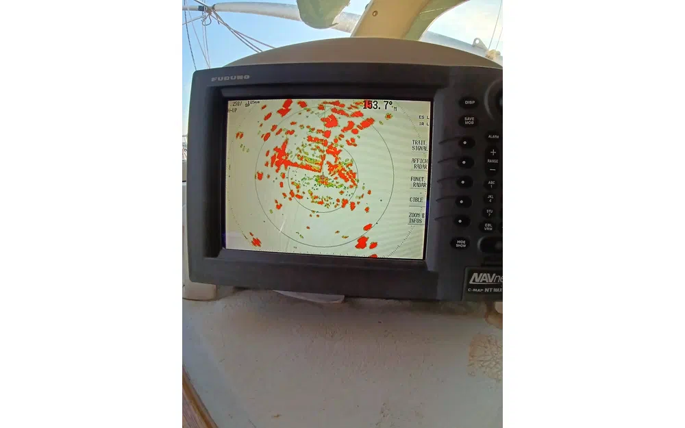 slider 21 Amel Santorin