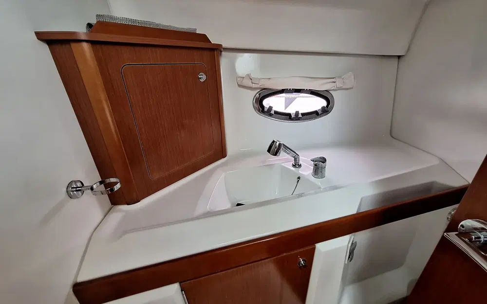 slider 11 Beneteau Antares 30 Fly