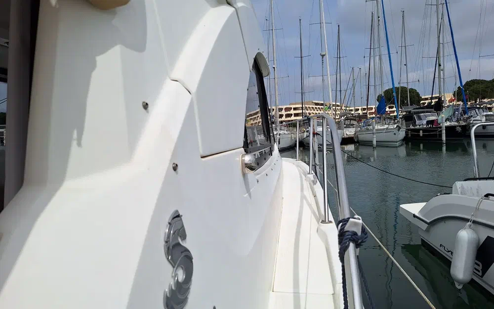 slider 14 Beneteau Antares 30 Fly