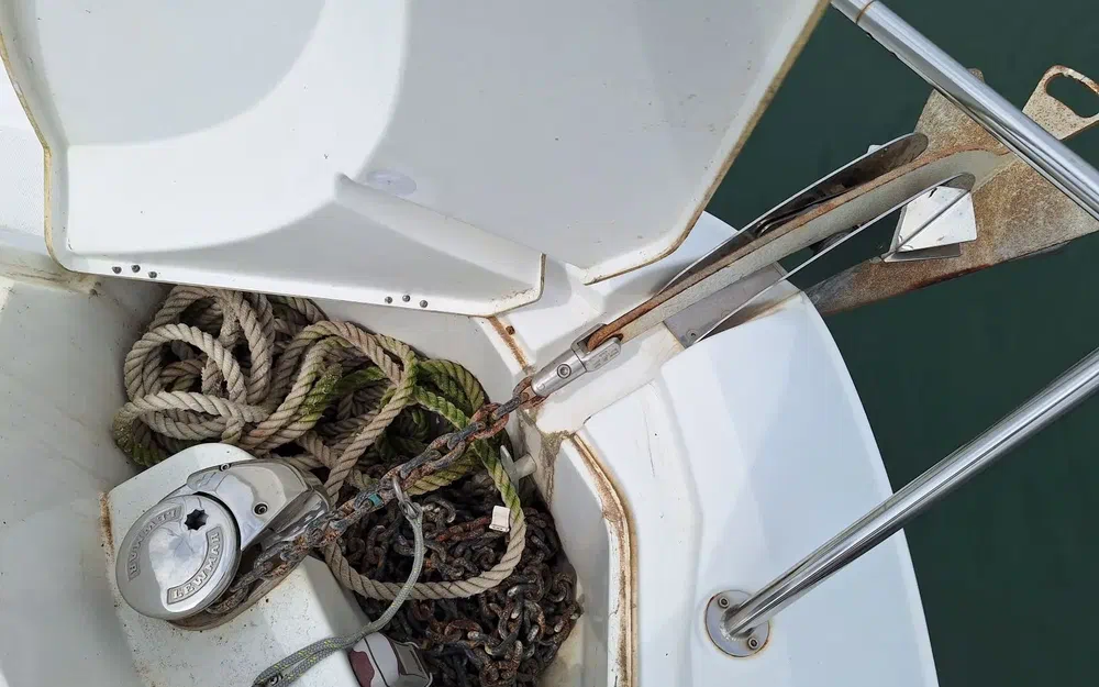 slider 17 Beneteau Antares 30 Fly