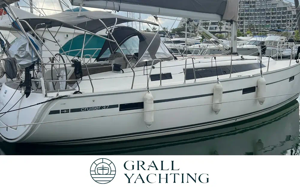 slider 0 Bavaria 37 Cruiser