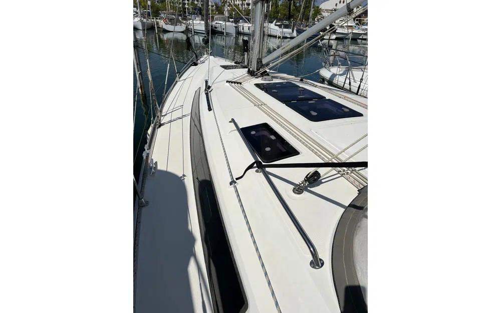 slider 12 Bavaria 37 Cruiser