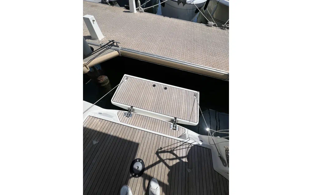 slider 7 Bavaria 37 Cruiser