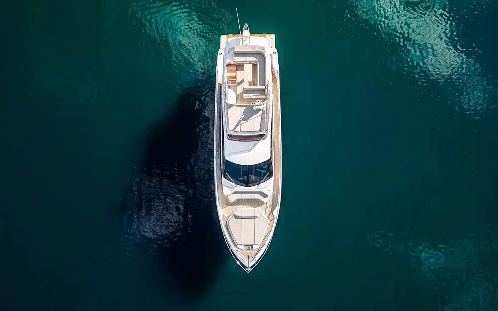 slider 2 Ferretti 550