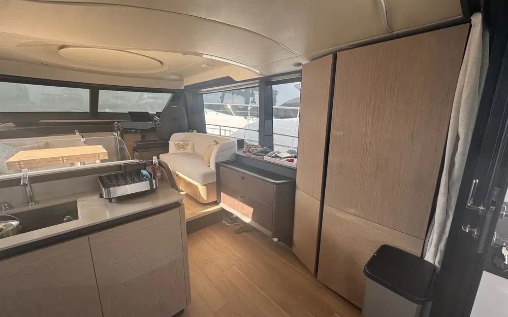 slider 13 Absolute 52 Fly