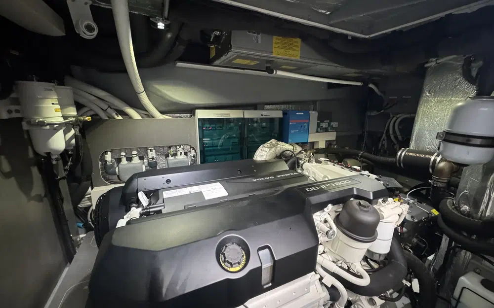 slider 6 Absolute 52 Fly