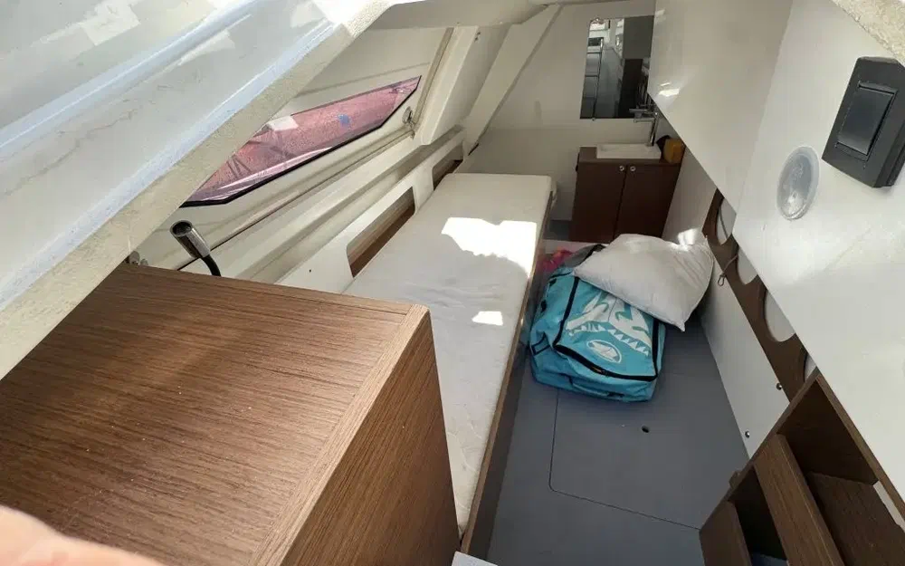 slider 27 Beneteau Monte Carlo 52