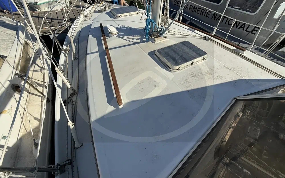 slider 9 Kirie Fifty 27