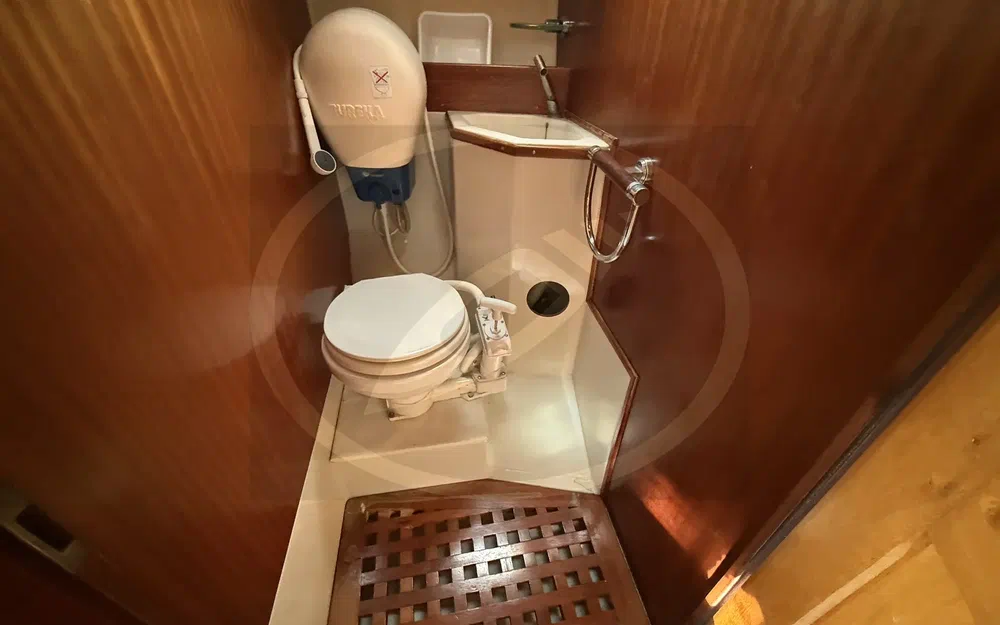 slider 20 Kirie Fifty 27