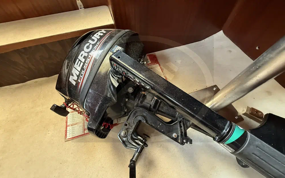 slider 25 Kirie Fifty 27