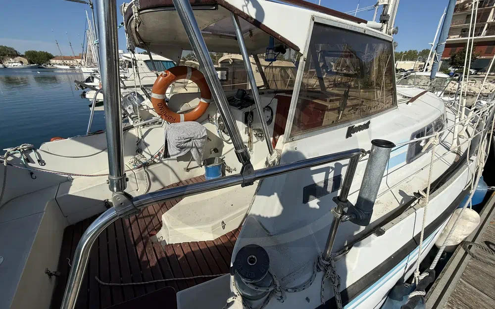 slider 5 Kirie Fifty 27