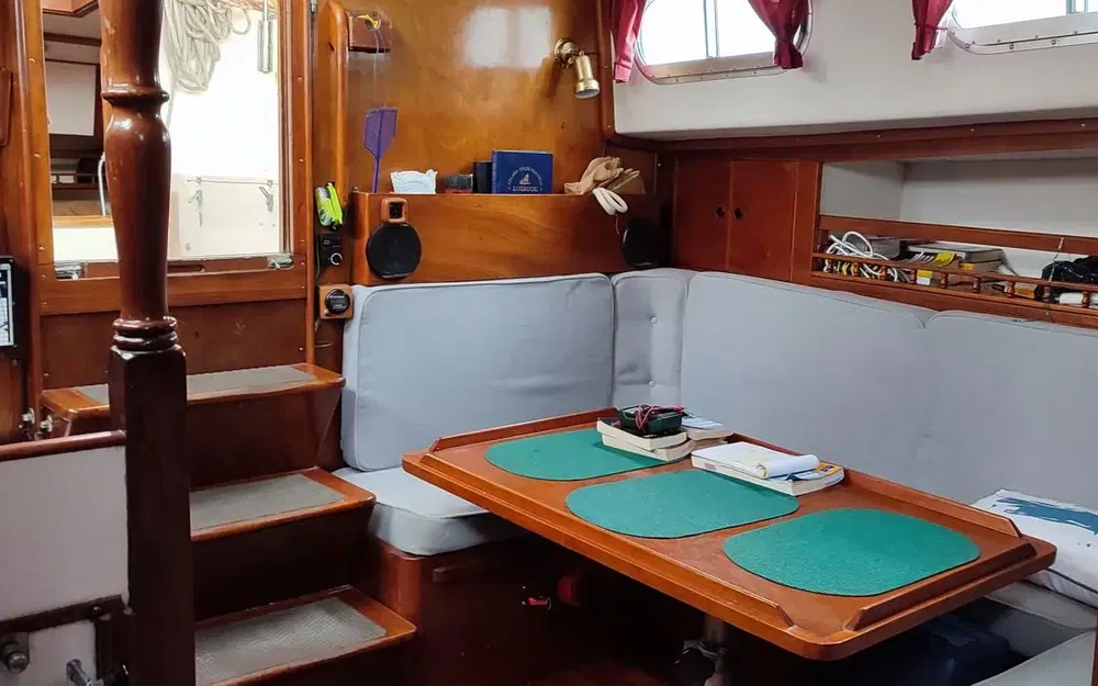 slider 4 Mitchell Atlantic 40