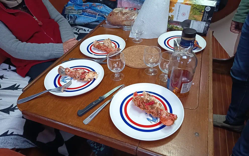 slider 13 Beneteau First 35