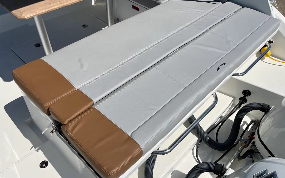 slider 6 Beneteau Flyer 9 SUNdeck