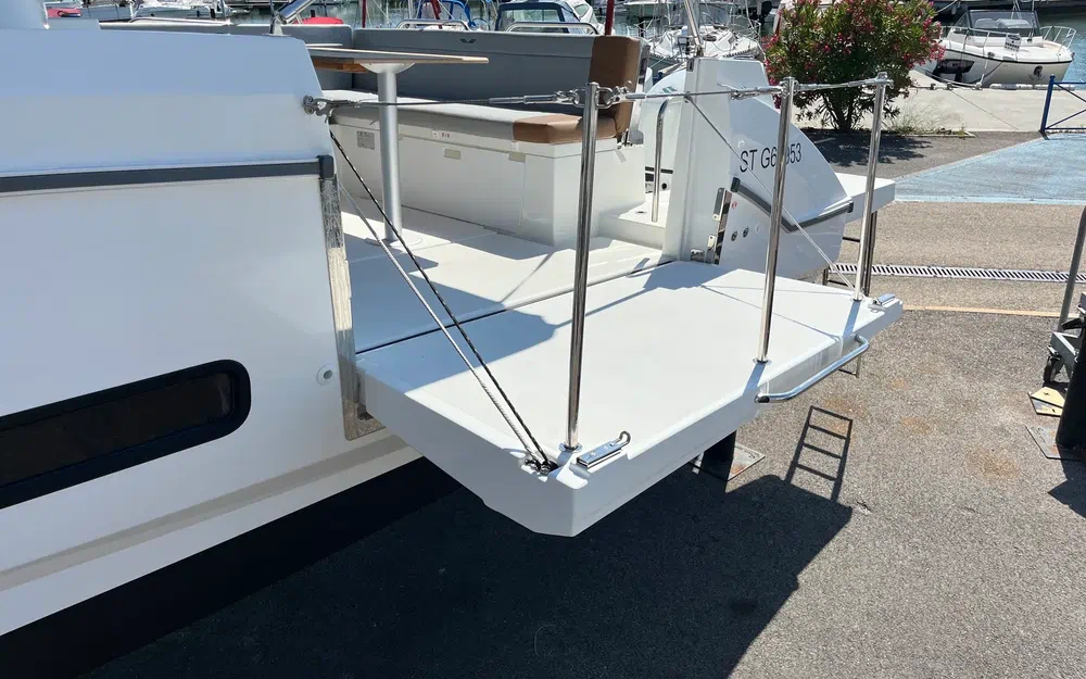 slider 3 Beneteau Flyer 9 SUNdeck