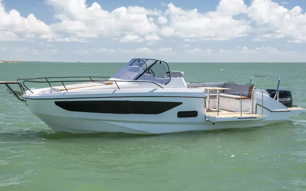 slider 1 Beneteau Flyer 9 SUNdeck