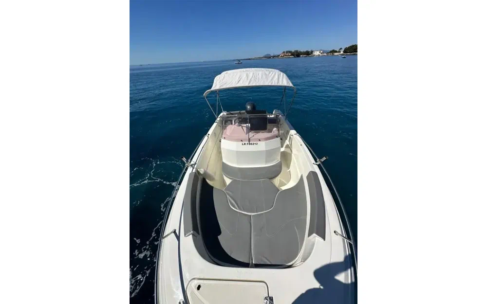 slider 3 Pacific Craft 625 Open