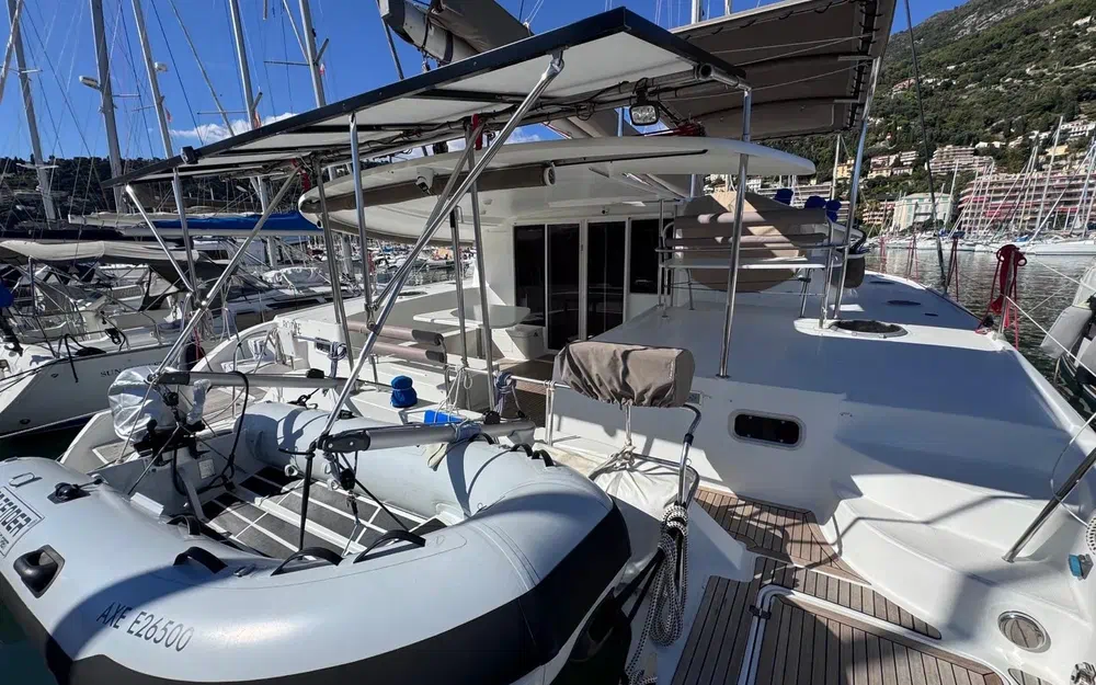 slider 25 Fountaine Pajot Orana 44