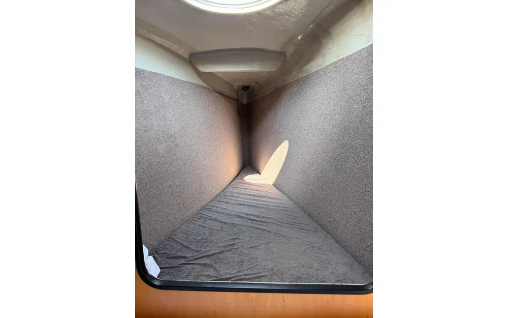 slider 23 Fountaine Pajot Orana 44