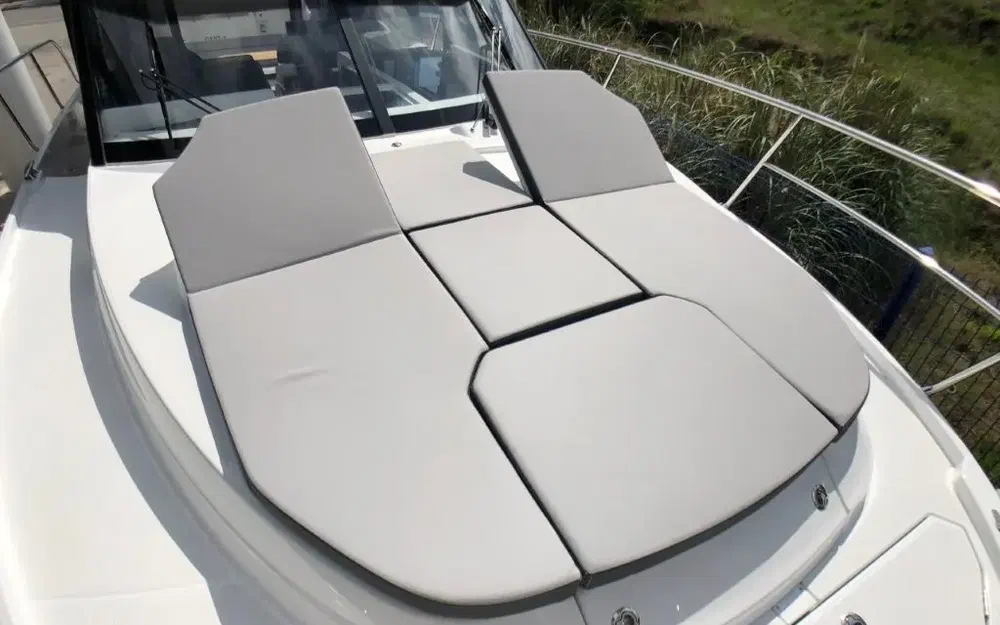 slider 10 Jeanneau Merry Fisher 1095