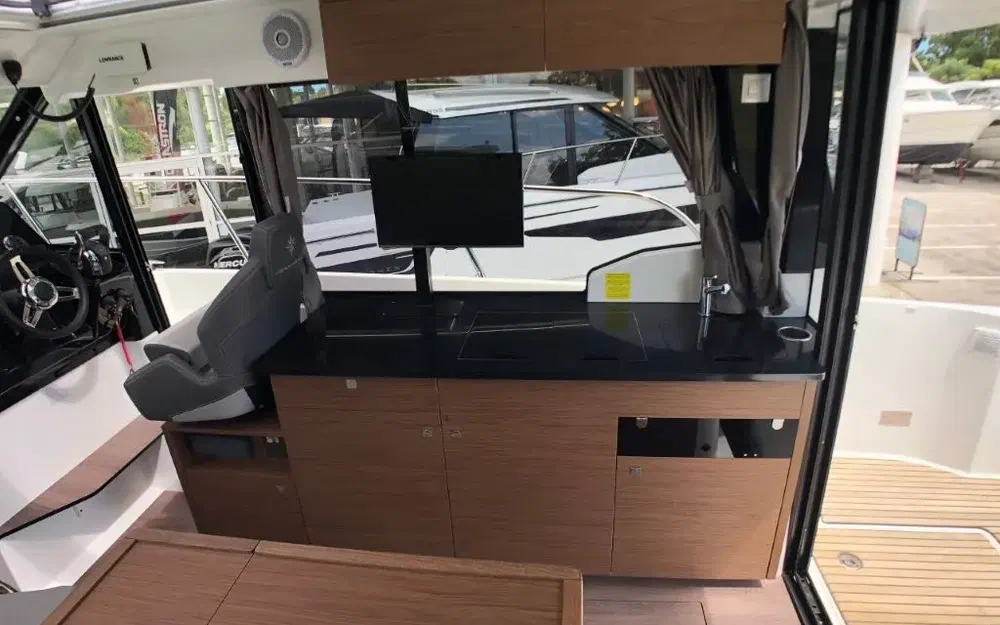 slider 7 Jeanneau Merry Fisher 1095