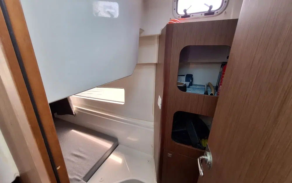 slider 11 Beneteau Antares 9 OB