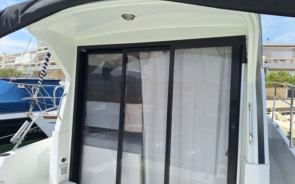slider 18 Beneteau Antares 9 OB