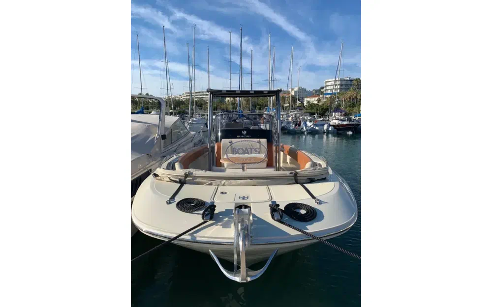 slider 2 Invictus 270 FX